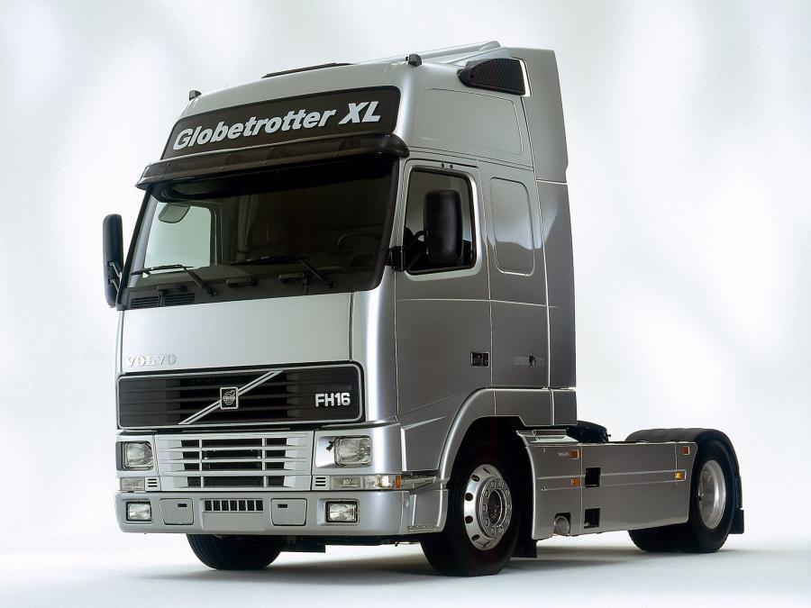  Volvo FH16 Globetrotter XL Silver Cab 1995 года  (фото 1 из 1)